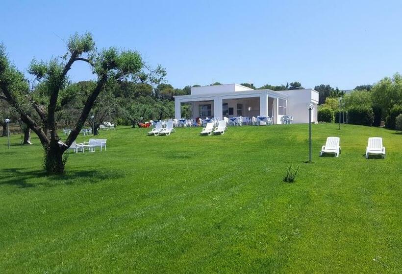 اتاق استاندارد با چشم‌انداز باغ, Agriturismo La Rondine