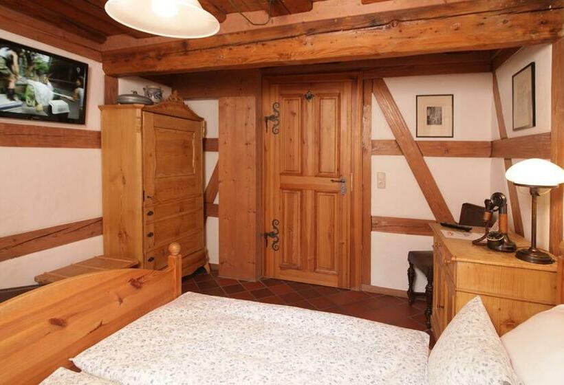 Номер Стандарт, Und Gasthof Ritter St. Georg
