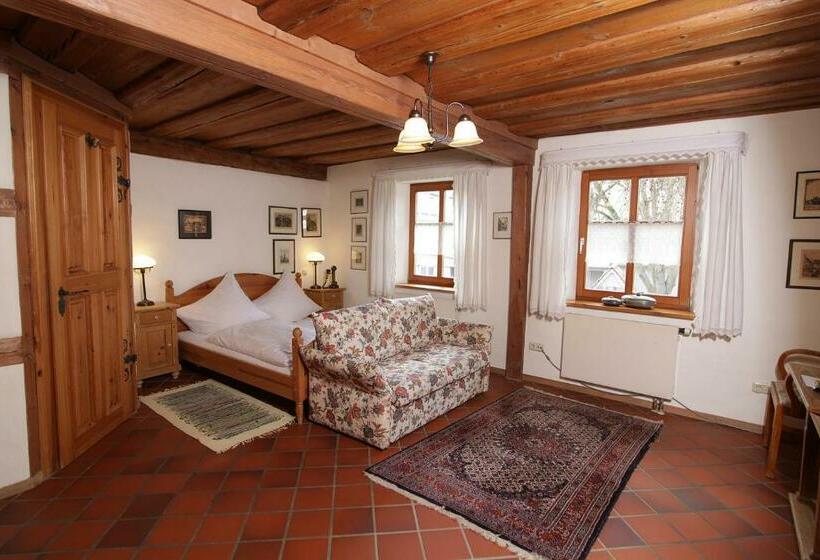 Номер Стандарт, Und Gasthof Ritter St. Georg