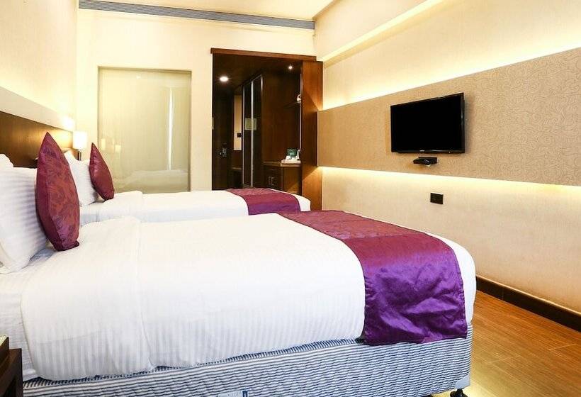 Номер Deluxe, Treebo Premium Eden Residency