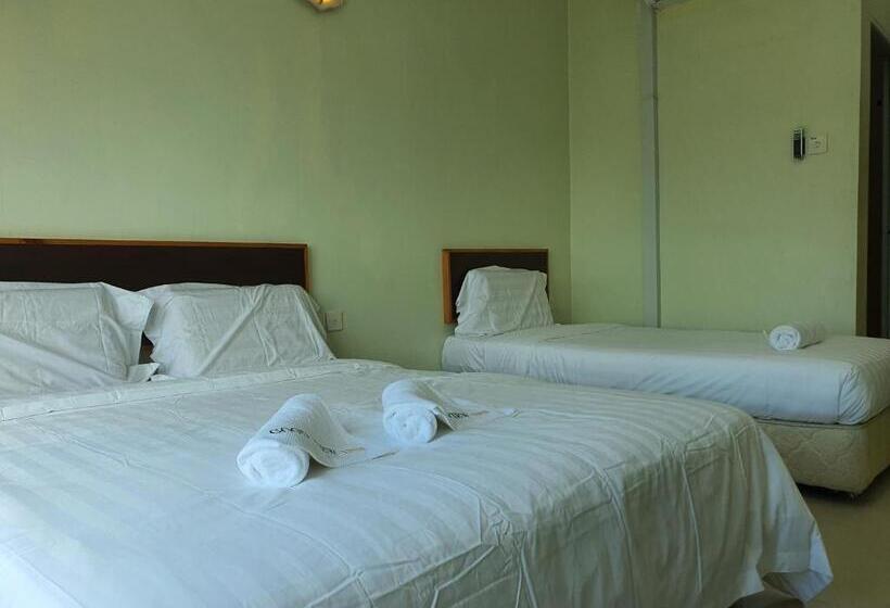 Трехместный Номер Deluxe, Good View Inn By Oyo Rooms