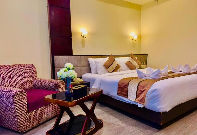 豪华房间, Tara Palace Resort And Spa