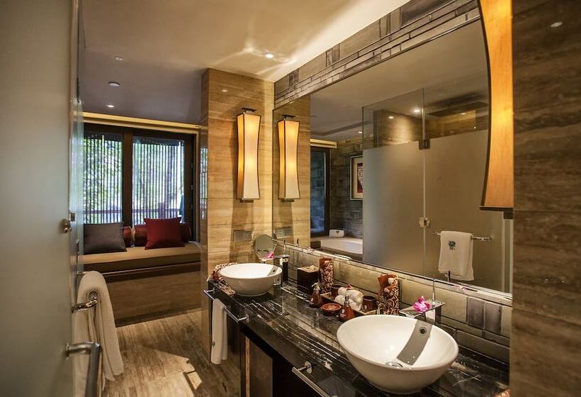 Стандартный Номер Кровать Кинг, Banyan Tree Chongqing Beibei