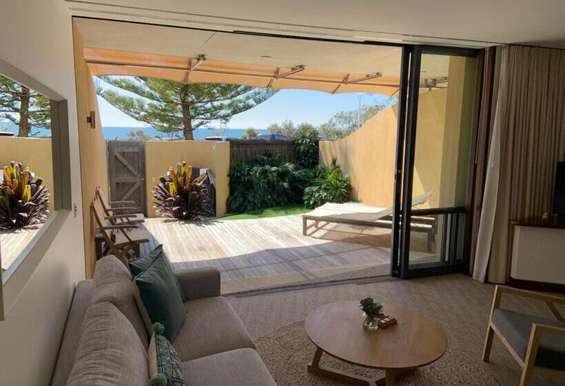 스탠다드 스튜디오, Beach Suites