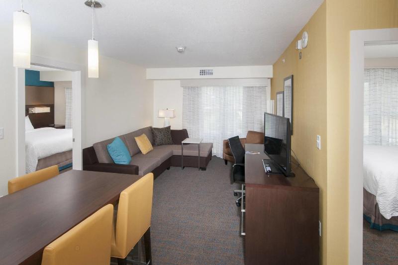 带大床的套房, Residence Inn By Marriott Albany Clifton Park