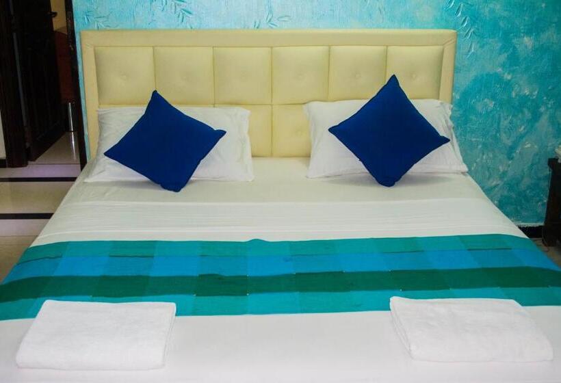 Номер Deluxe, Saasha City