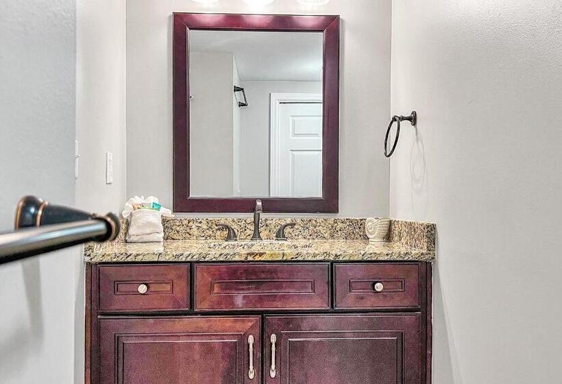 Appartamento 3 Camere da Letto, Jade East Towers 720