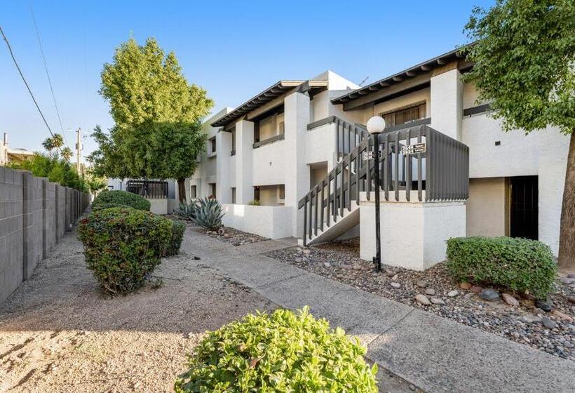 Apartament 2 Sypialnie, Villa West
