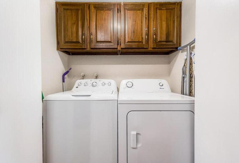Apartament 2 Sypialnie, Villa West