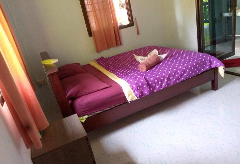Бунгало Стандарт, Chalisa Bukit House Lanta