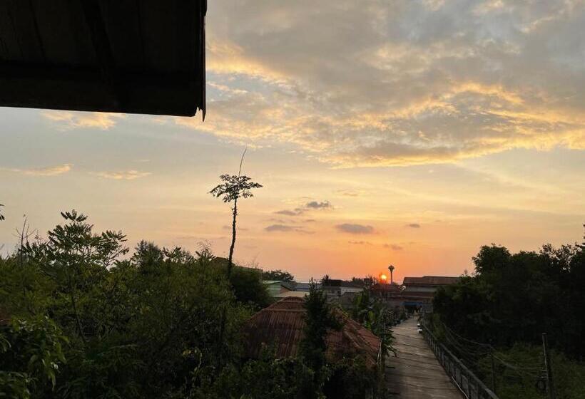 Бунгало Deluxe, Chalisa Bukit House Lanta