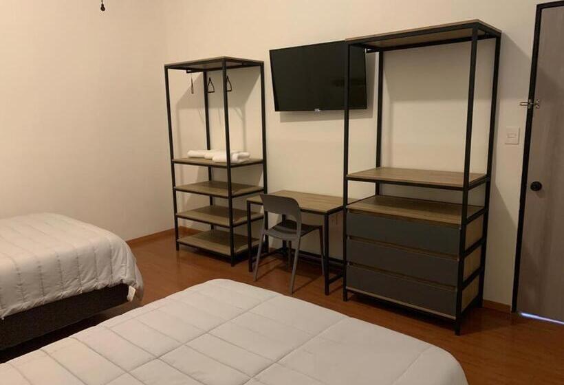 スタンダードルーム, Hostal 170