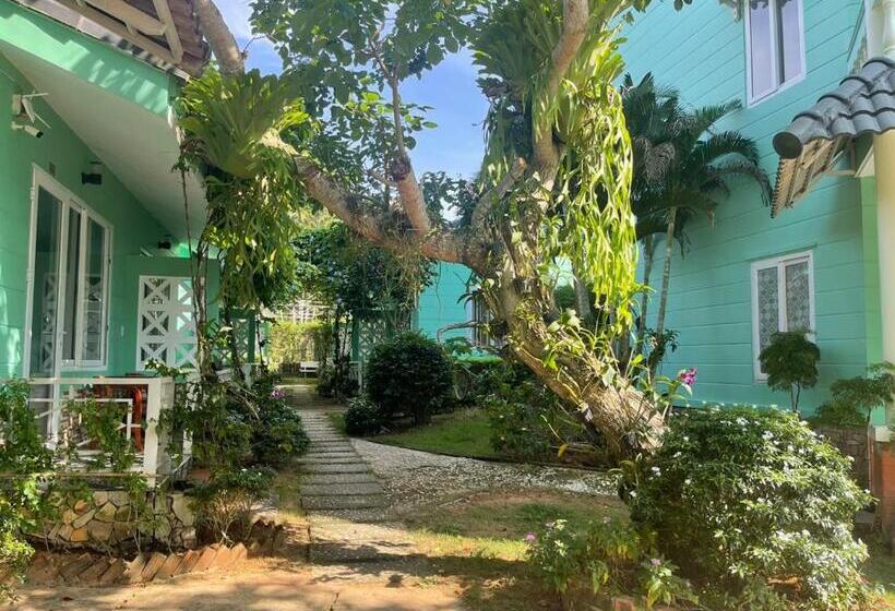 سوییت جونیور لوکس, Phu Long Resort & Bar Phu Quoc