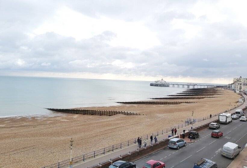 Номер Стандарт Вид на Море, The Strand