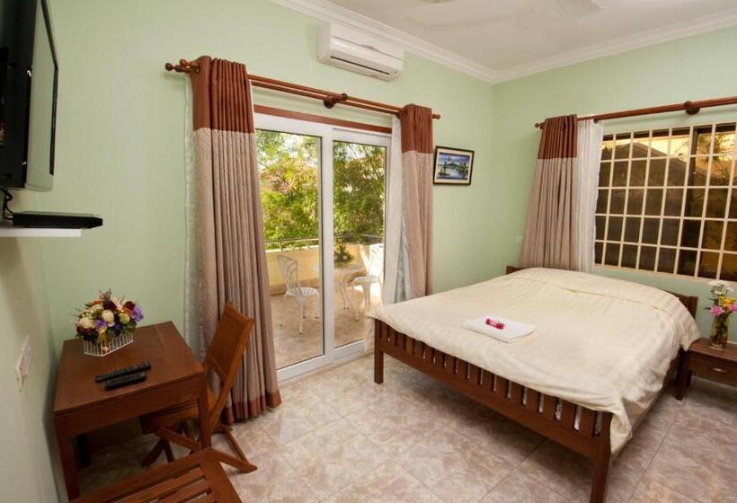 غرفة قياسية مزوَّدة بشُرفة, Villa Grange