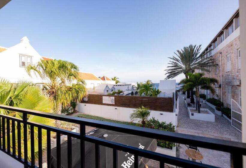 اتاق استاندارد با بالکن و چشم‌انداز دریا, Saint Tropez Boutique
