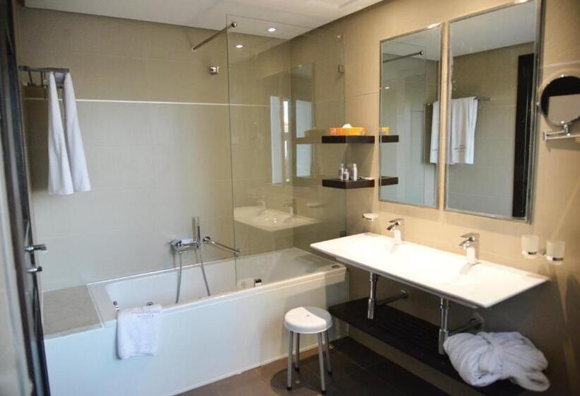 سوییت لوکس, Samarons Hotels