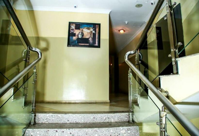 اتاق لوکس با چشم‌انداز دریا, Brisotel   Beira Mar