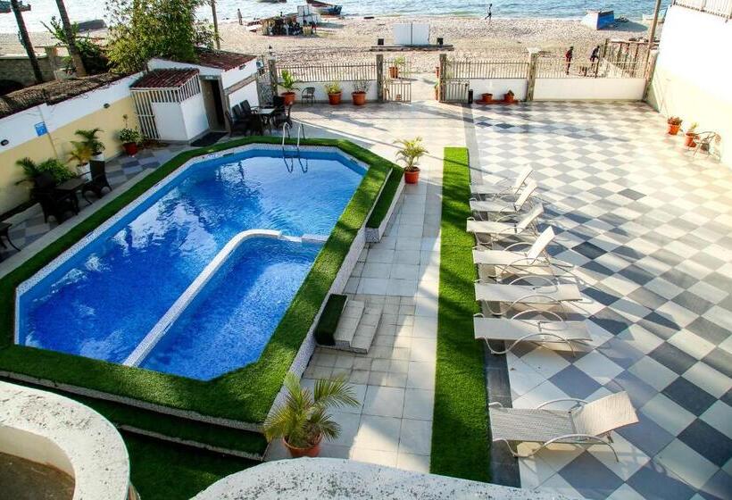 اتاق لوکس با چشم‌انداز دریا, Brisotel   Beira Mar
