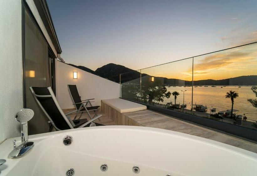 带海景的复工套房, Ansira Fethiye