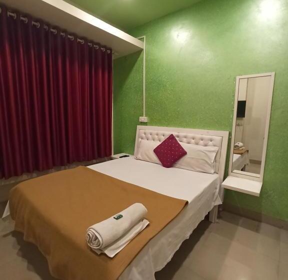 Номер Стандарт, Malwade Motel