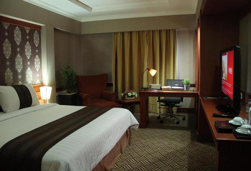 수피리어 룸 도시 전망, Abadi Suite Hotel & Tower