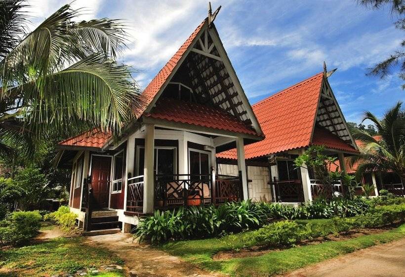 کلبه ییلاقی دلوکس یک خوابه, Paya Beach Spa & Dive Resort