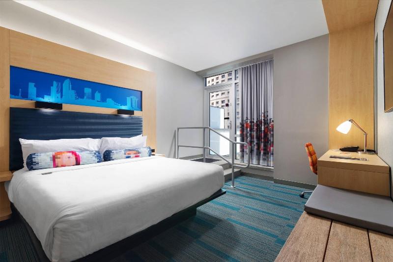 Люкс Кровать Кинг, Aloft Tampa Downtown
