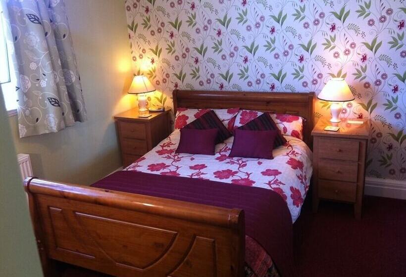 اتاق استاندارد, Midway Guest House