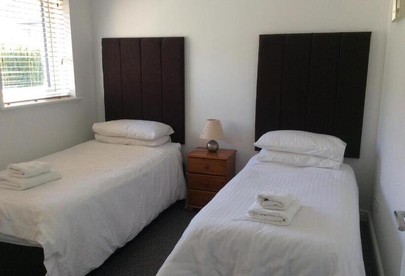 Апартаменты 2 Спальни, Smithaleigh Farm Rooms And Apartments
