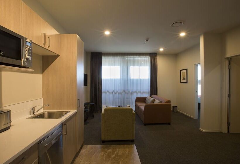 Апартаменты 2 Спальни, Ramada Suites By Wyndham Christchurch City