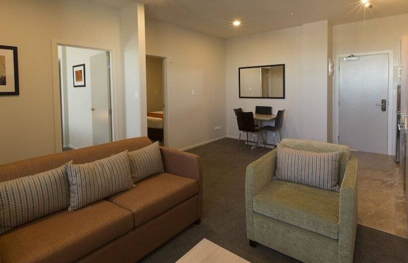 Апартаменты 2 Спальни, Ramada Suites By Wyndham Christchurch City