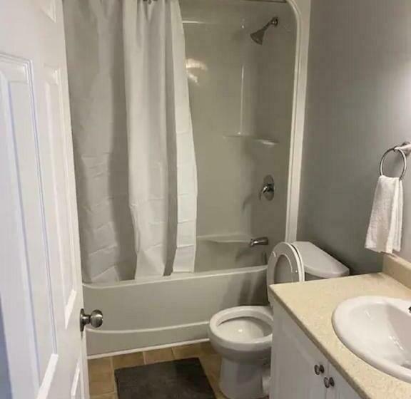 اتاق استاندارد, Kingston Comfort Suites   Unit 2