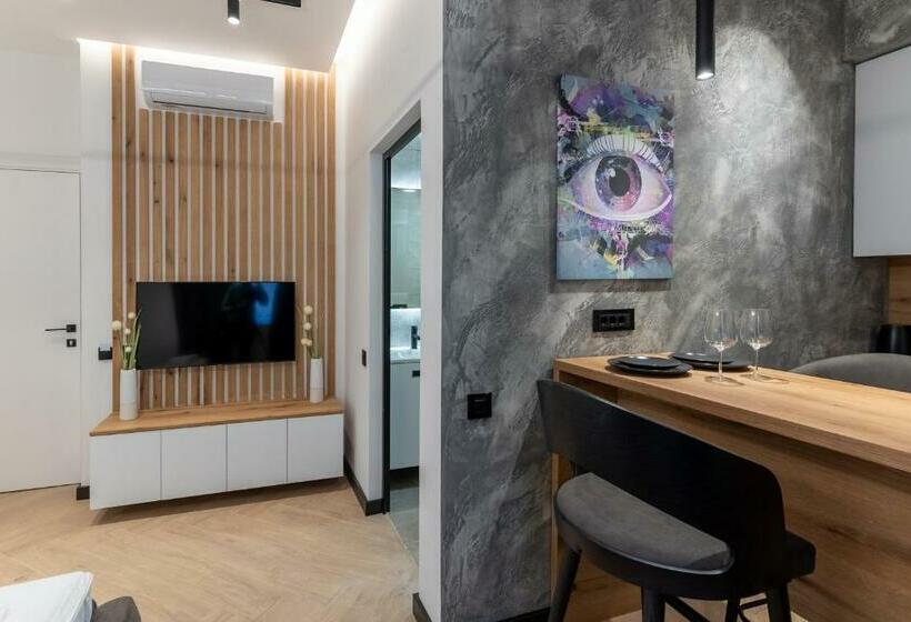 غرفة سوبيريور, Silver Luxury Suites