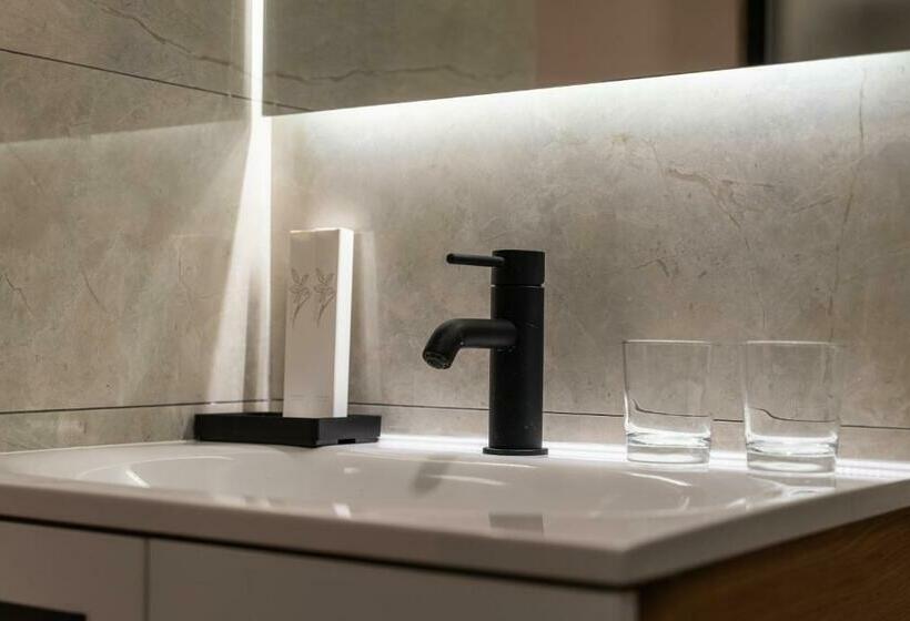 غرفة سوبيريور, Silver Luxury Suites