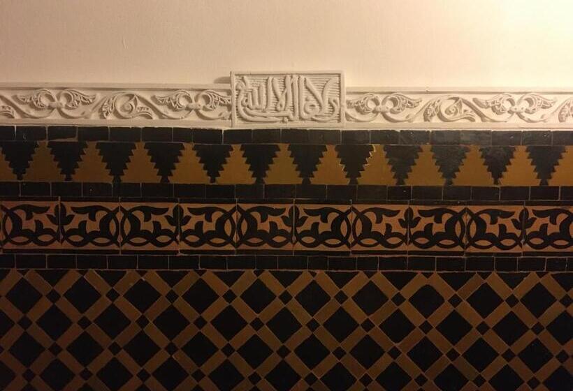 Дом 3 Спальни, Riad Dar Badiaa