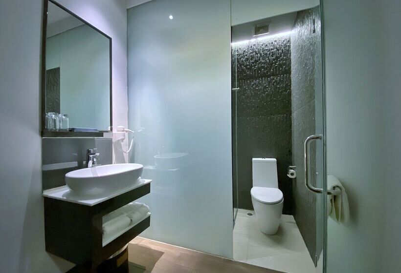 اتاق خانوادگی, Bliss Hotel Singapore