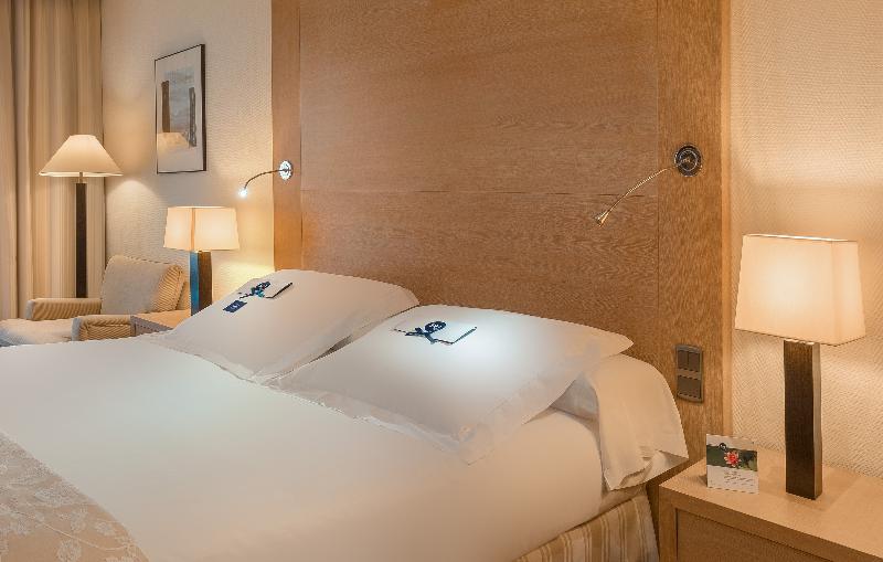 Люкс Кровать Кинг, Holiday Inn Express & Suites Salt Lake City South   Murray By Ihg
