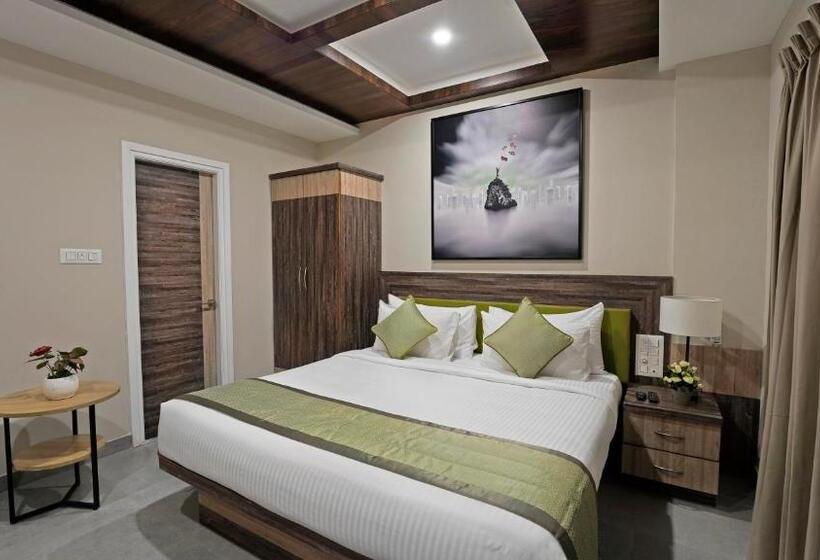 Номер Стандарт, Click Hotel Biz   Bangalore Airport