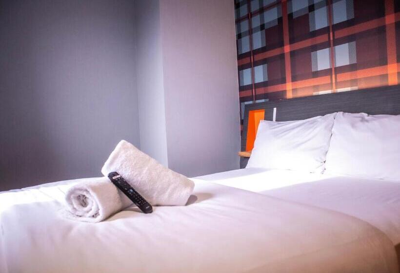 스탠다드 룸, Easyhotel Dublin