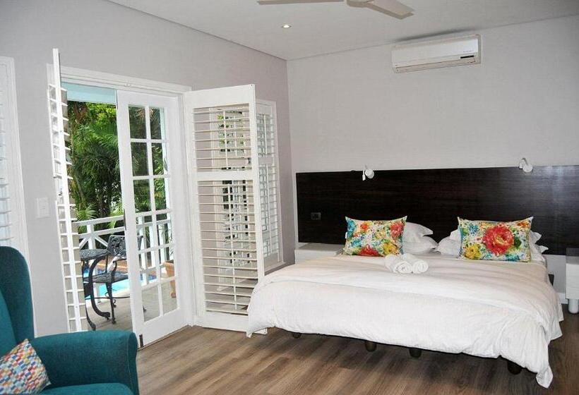 스탠다드 룸 풀장 전망, Mount Edgecombe Estate Lodge