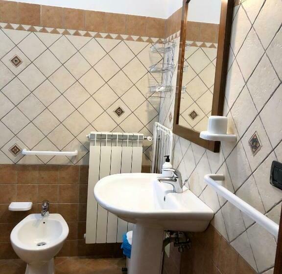 Номер Стандарт, Il Casolare Degli Alburni