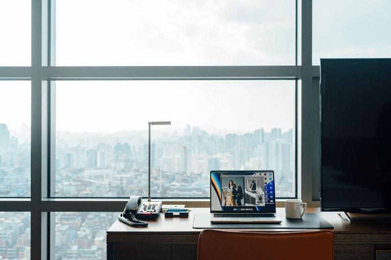 Номер Deluxe Кровать Кинг, Four Points By Sheraton Josun, Seoul Station