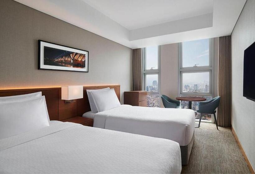 Номер Superior, Four Points By Sheraton Josun, Seoul Station