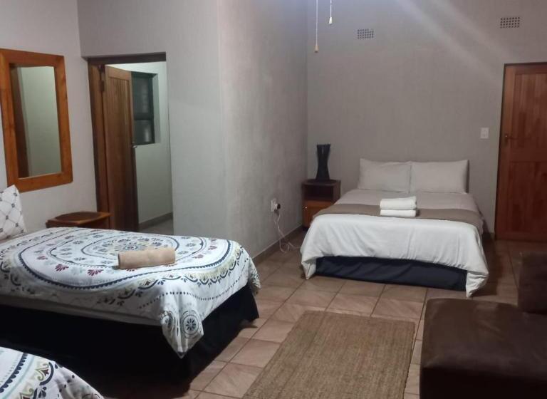 Семейный Номер Вид на Сад, Bergbau Haus Guest House