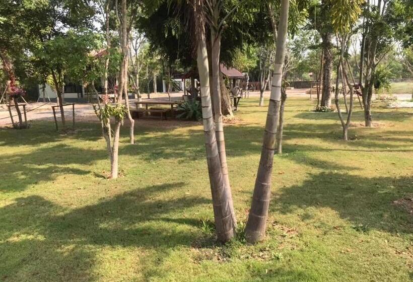 스탠다드 방갈로, Sangkaset Resort