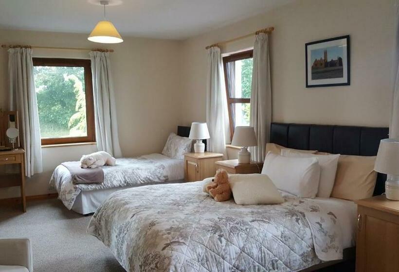 스탠다드 트리플 룸, Corrib View Lodge