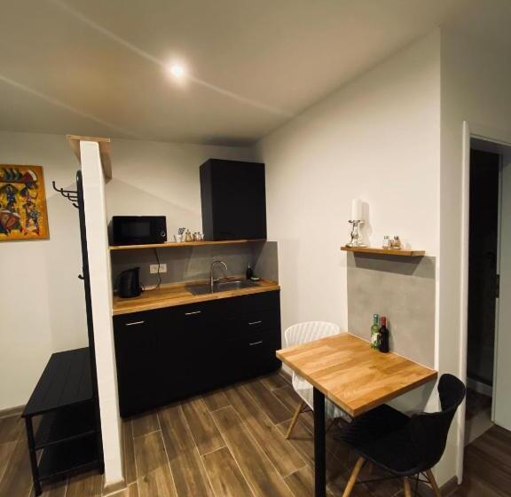 آپارتمان 1 خوابه, Apartmán Ginko I