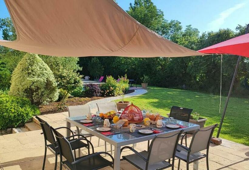 Номер Superior Кровать Кинг, Au Clos Des Templiers