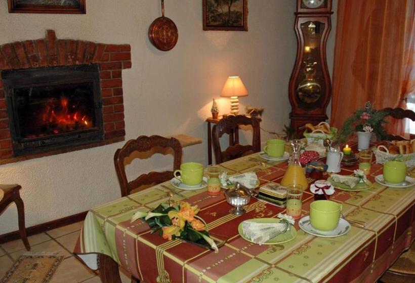 Стандартный Номер Кровать Кинг, Chambres D Hôtes La Hulotte 69